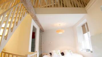 2 dormitorios, tabla de planchar con plancha, wifi gratis y ropa de cama