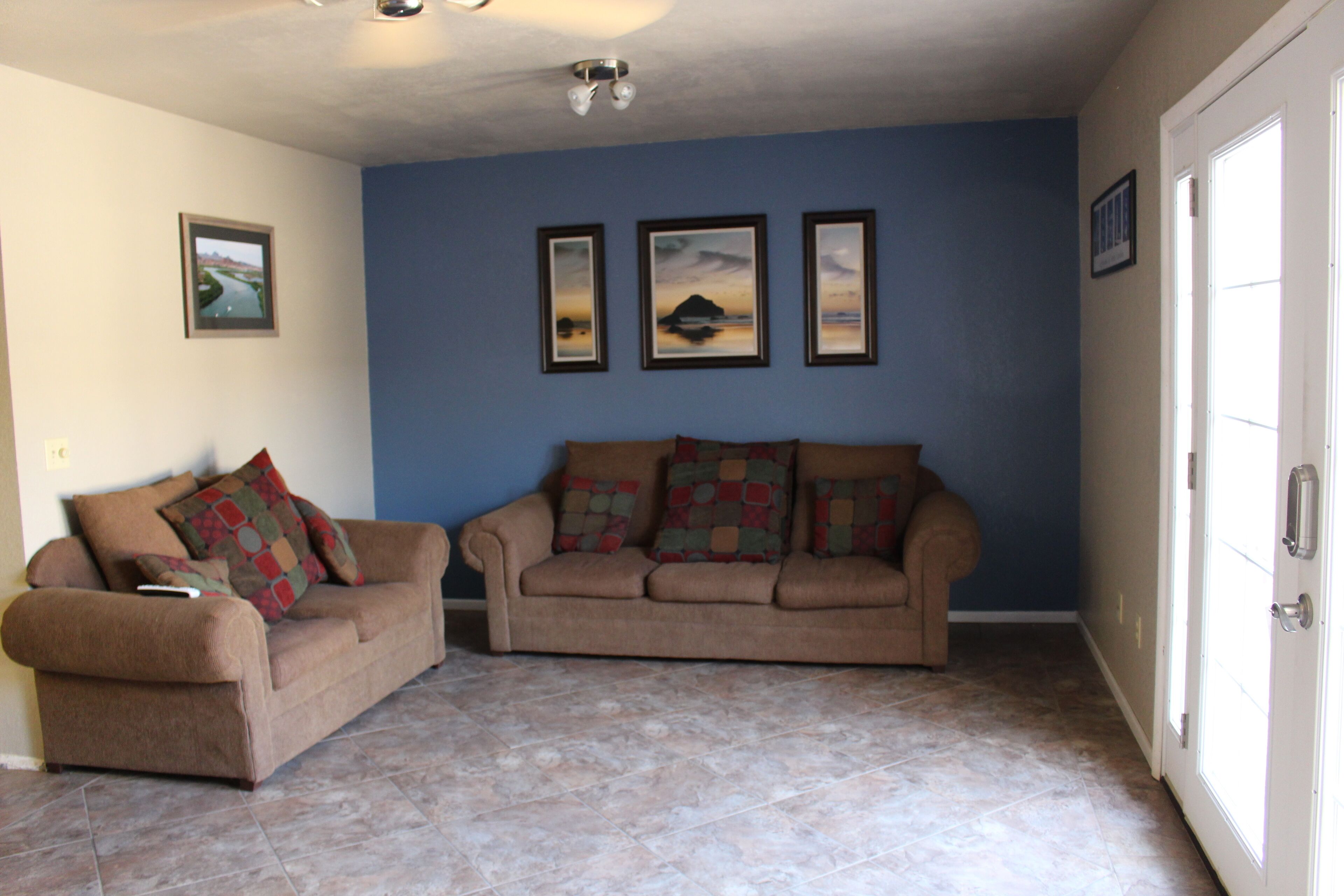 Yuma Az Getaway Fully furnished 3 bedroom 2 1/2 bath Town-home