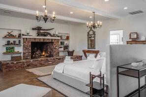 5 camere, ferro/asse da stiro, accesso a Internet, lenzuola