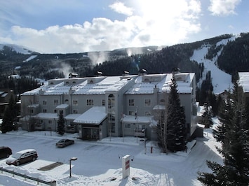 Liftside--panoramic view of the ski runs from both living rooms & private deck.