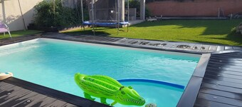 Belle villa moderne tout confort avec piscine, plage et rivière à proximité