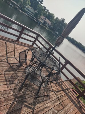 Property grounds - CASA LAGO - LAKE FRONT TOWNHOME w/ SPECTACULAR Views w/boat  (Hot Springs)