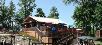 CASA LAGO - LAKE FRONT TOWNHOME w/ SPECTACULAR Views w/boat 
