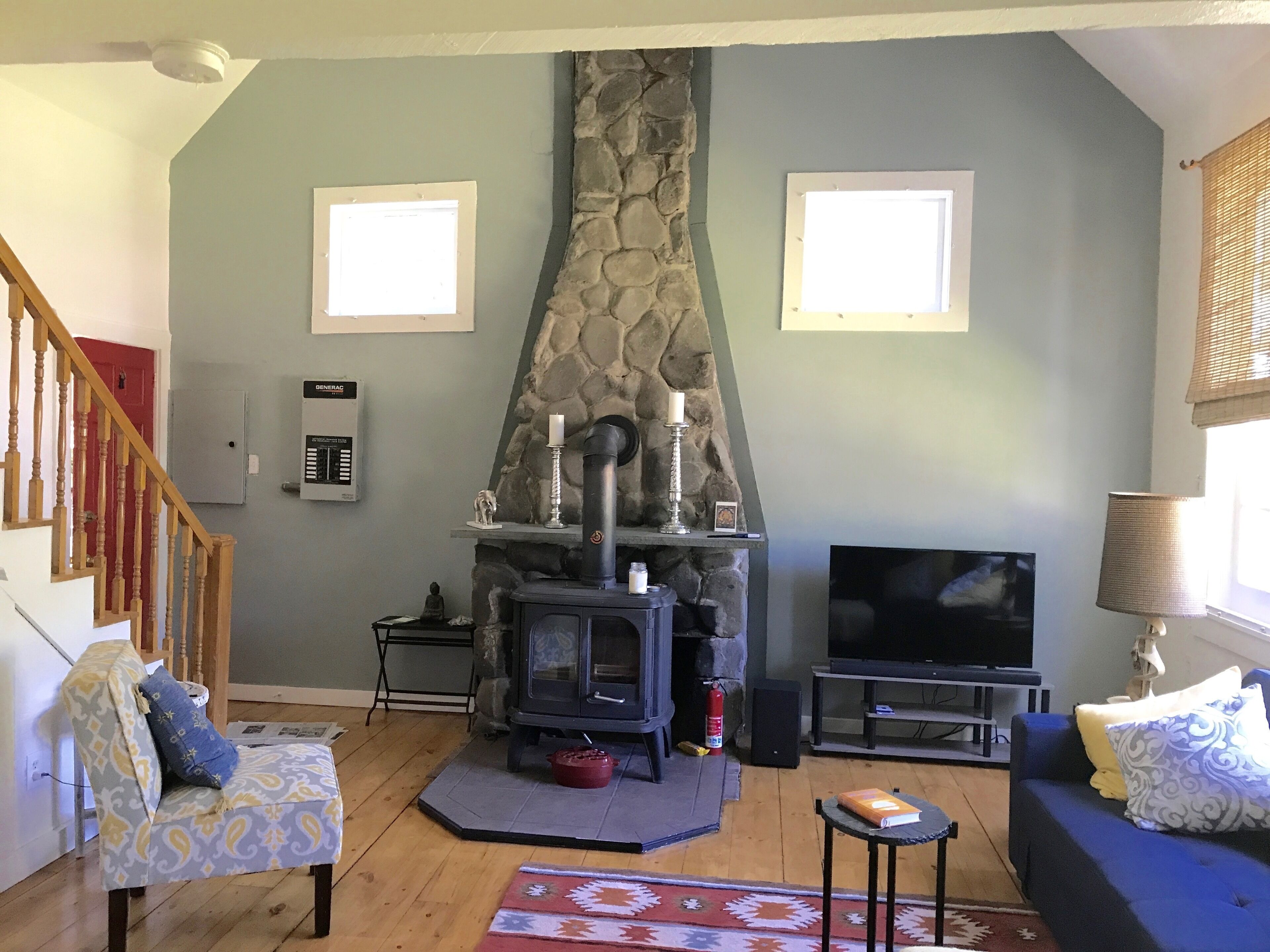 WOODSTOCK CHARMER: HIKING, NATURE, ELEPHANT ART SANCTUARY