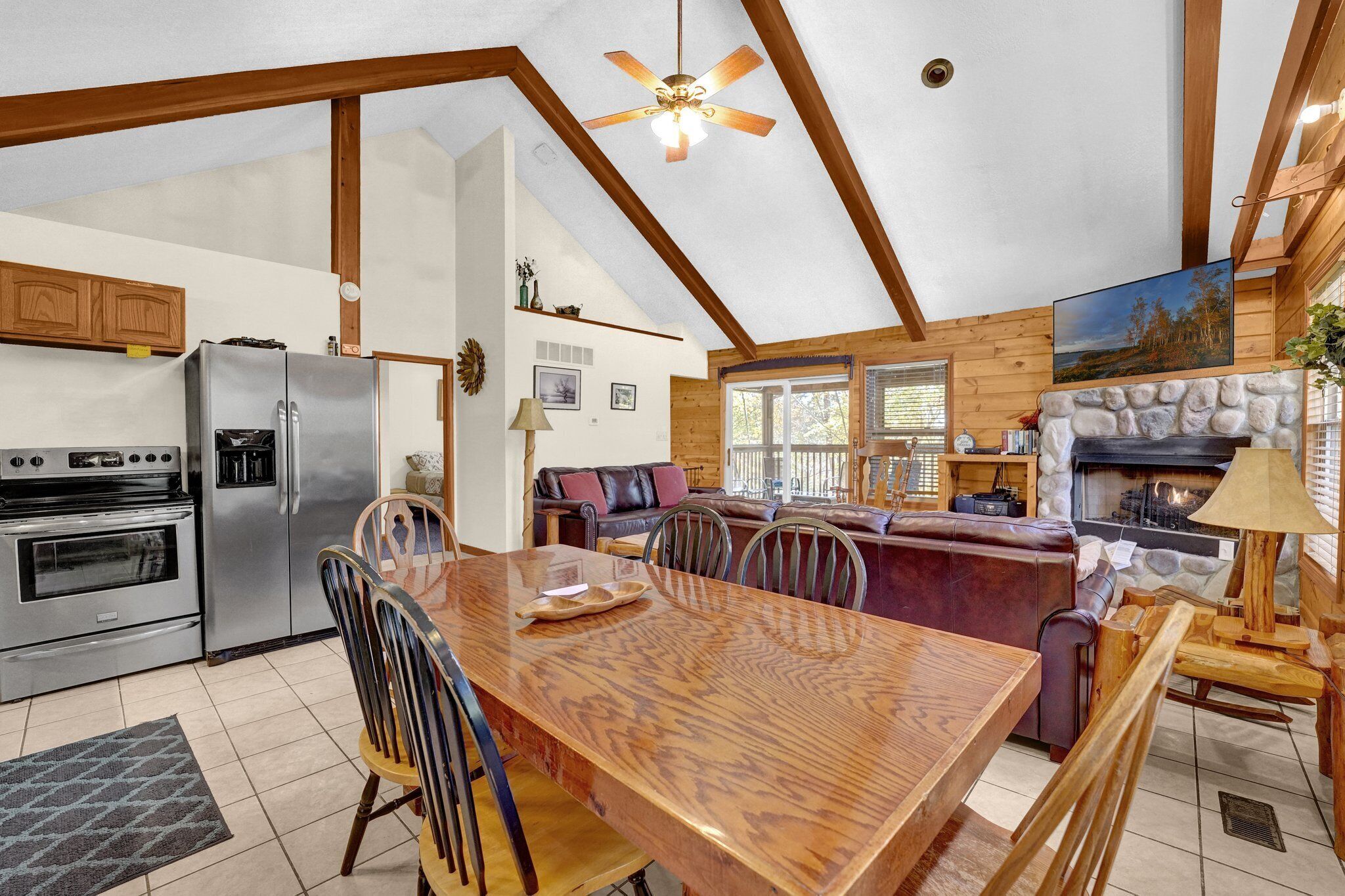 Bluebird Cabin (Hocking Hills area)