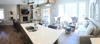 Look No Further! Brand New Build in Winter Park/Fraser