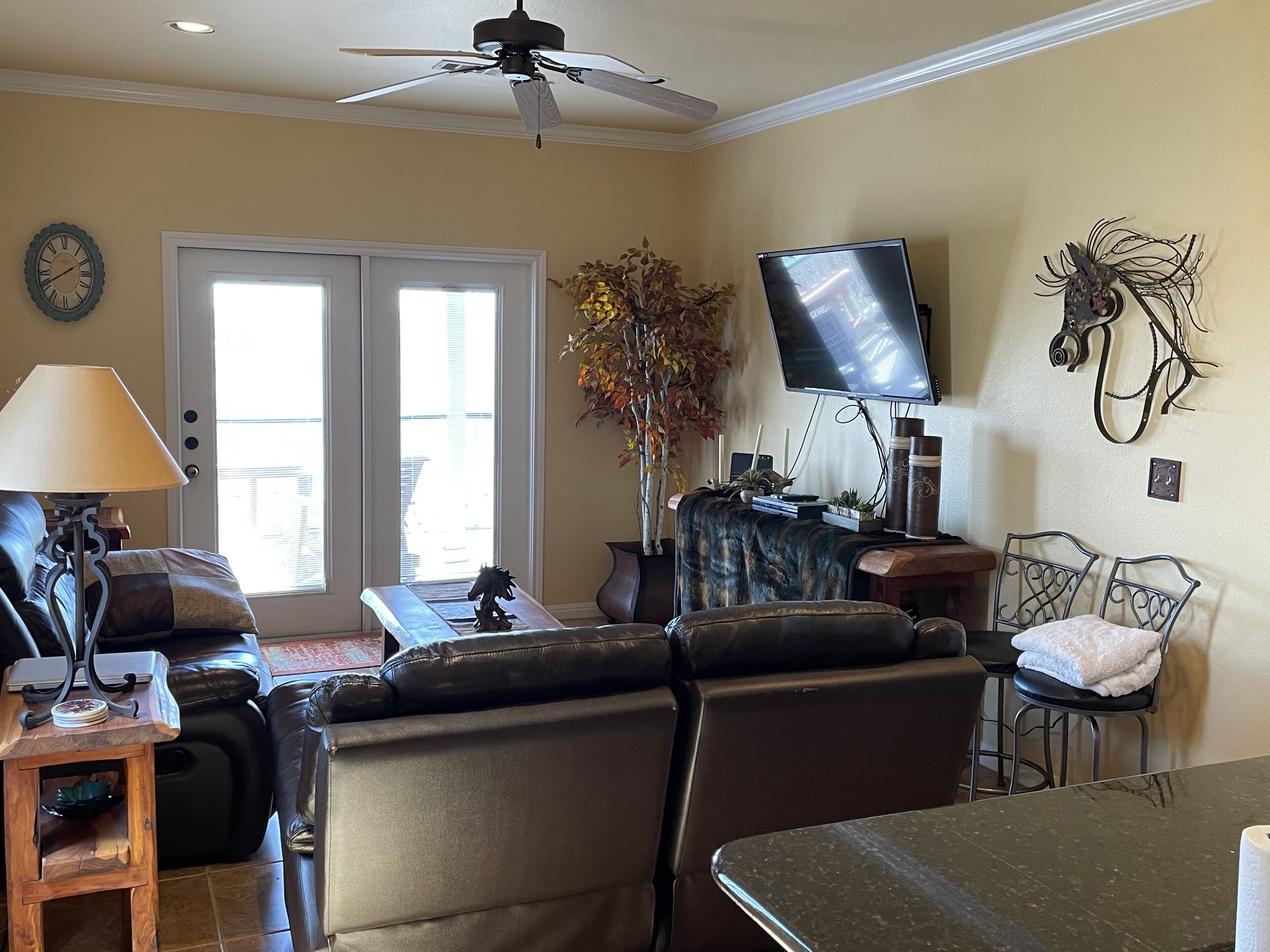 Hill Country condo in historic Gruene on the Guadalupe River & Gruene Hall