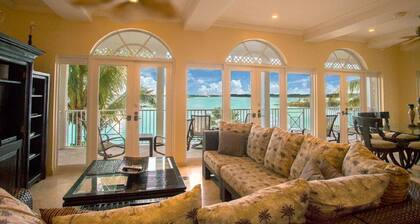 3 Bedroom 3.5 Bath Villa on the Water