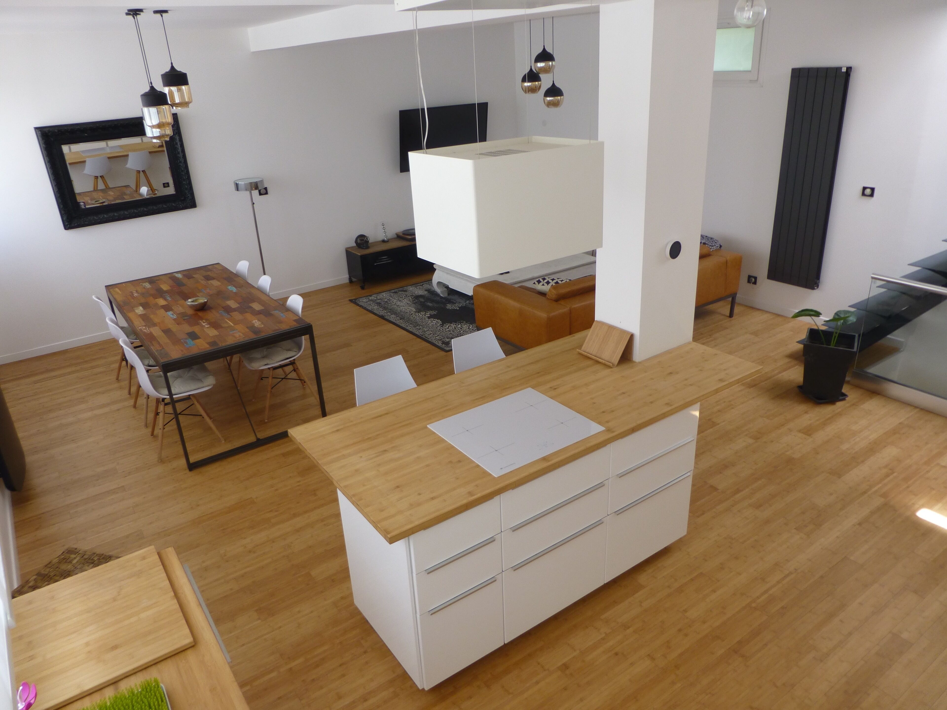 Brest Loft, sleeps 8, with jacuzzi 