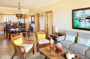 Interior - Beachfront Luxury 3BR Ocean Front Villa – Steps from Pool and Beach! (Cabo San Lucas)