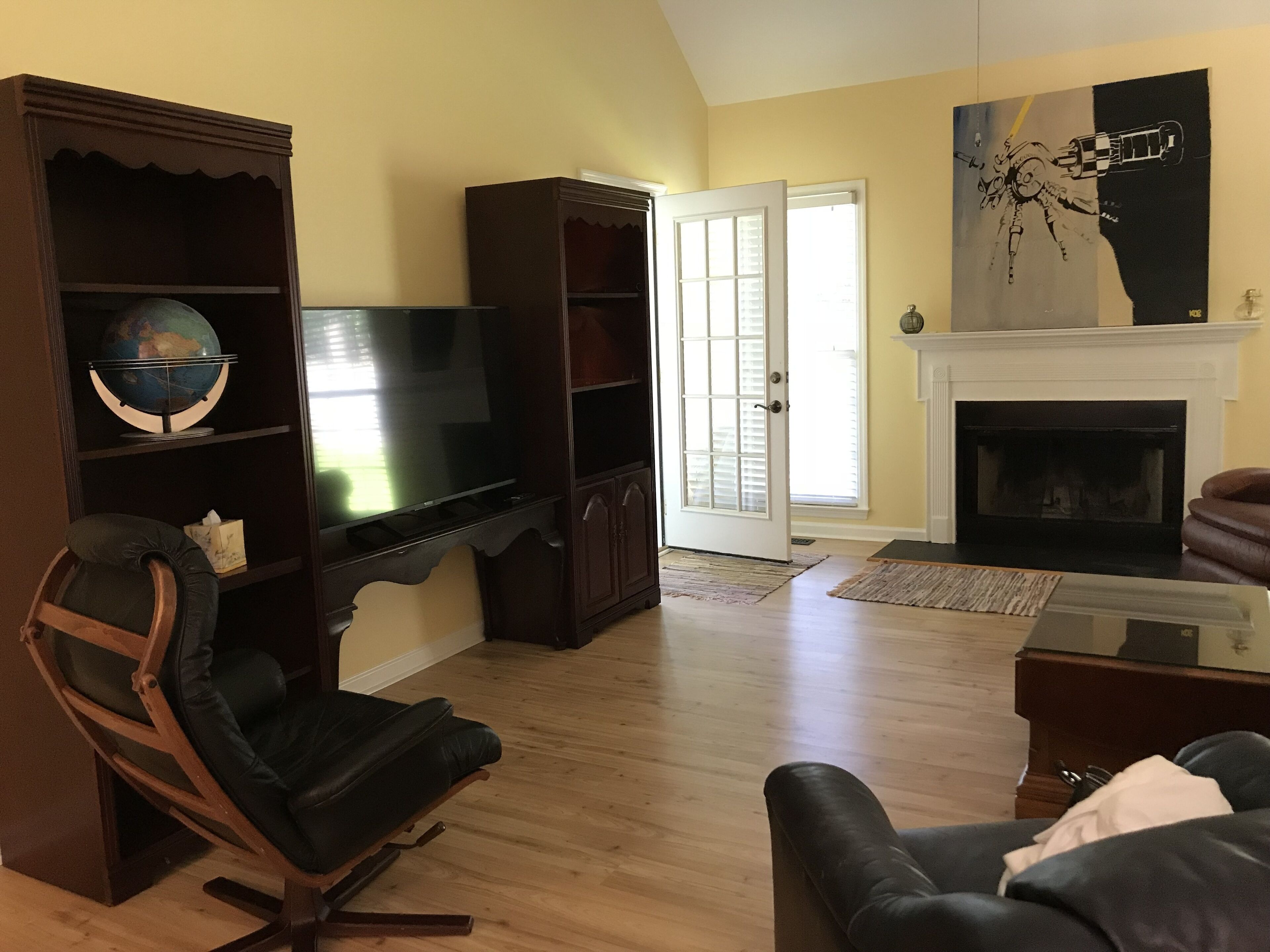 Ginny's Place-Clean, Comfortable and Convenient