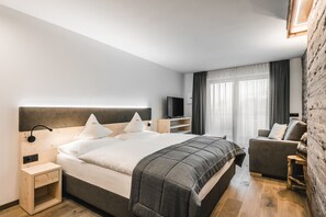 2 bedrooms, premium bedding, in-room safe, individually furnished - Lüch de Costa (Corvara in Badia)