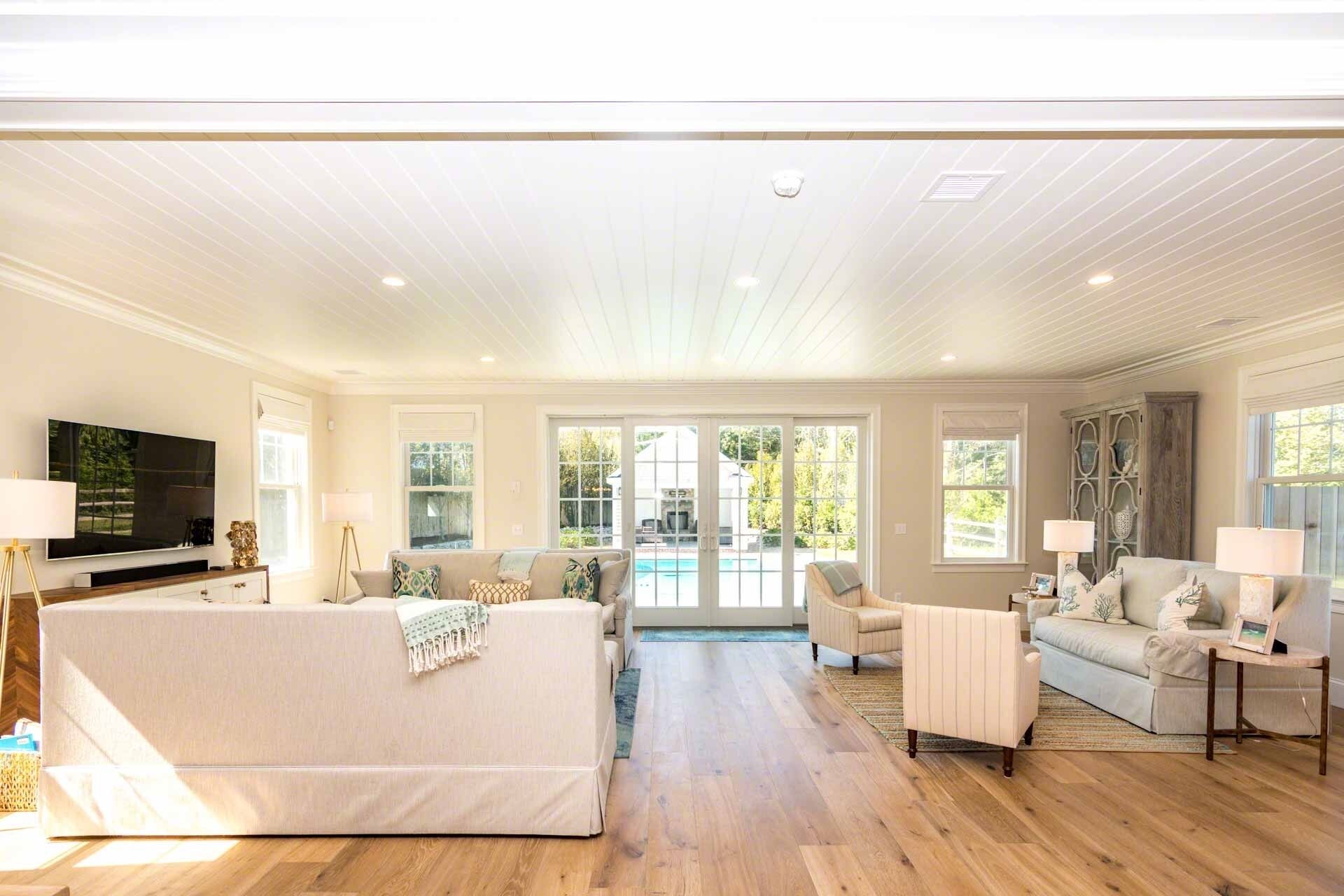 New Custom Built Home With A Pool In Edgartown