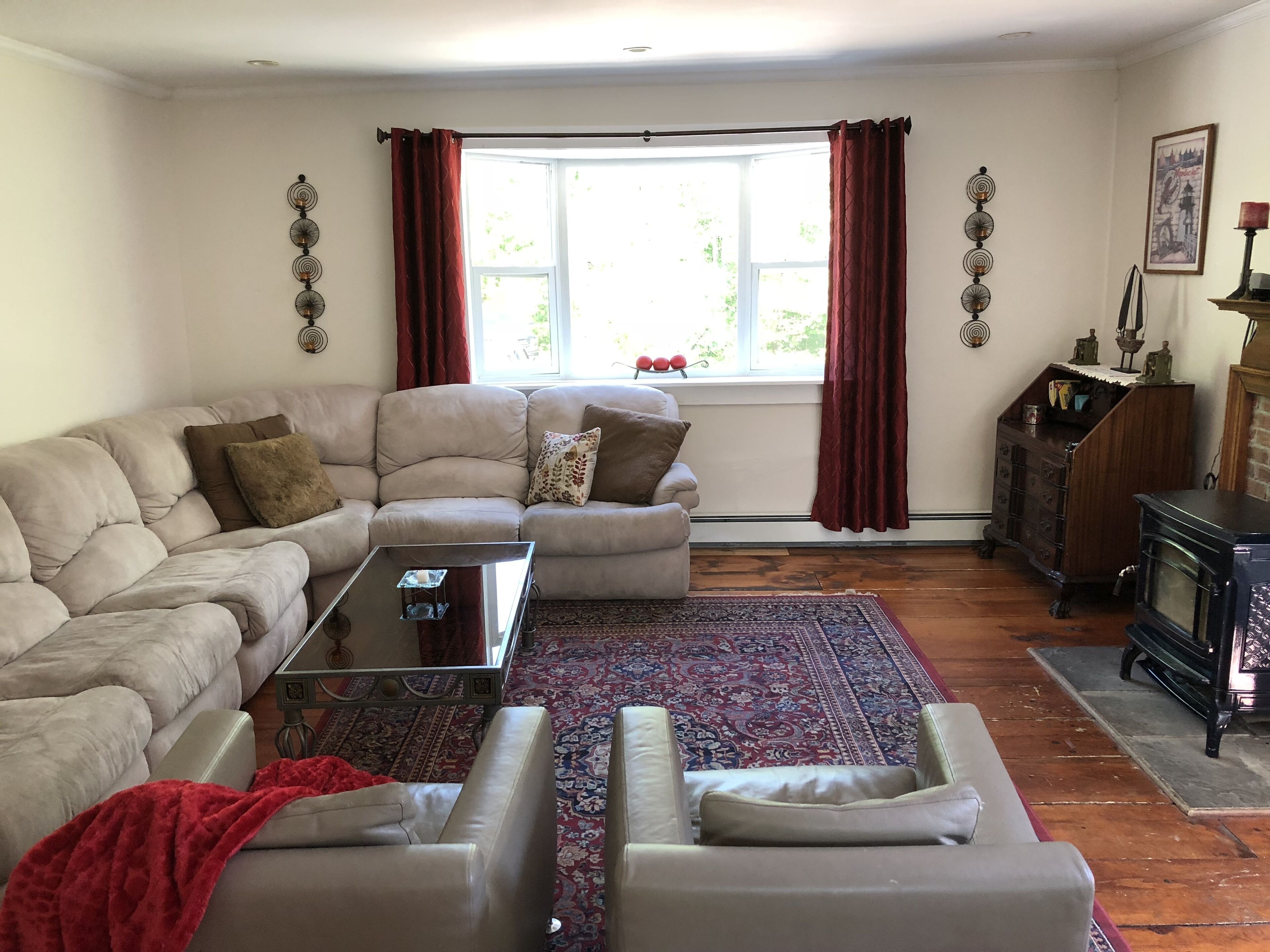 Walk to town! 9 bedroom Country Colonial close to everything!