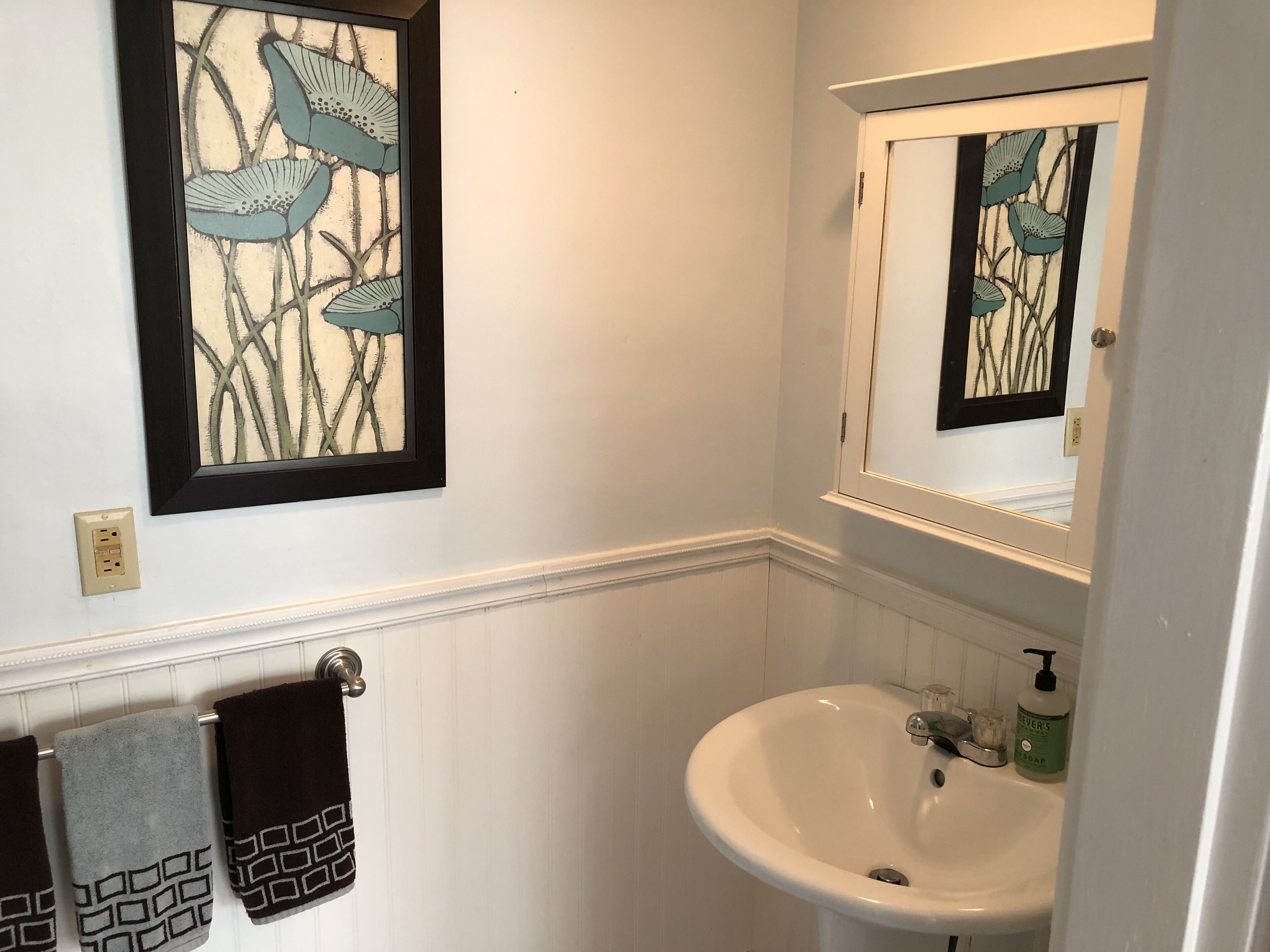 Walk to town! 9 bedroom Country Colonial close to everything!