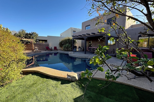 Stunning, private backyard, fully fenced, private pool and hot tub