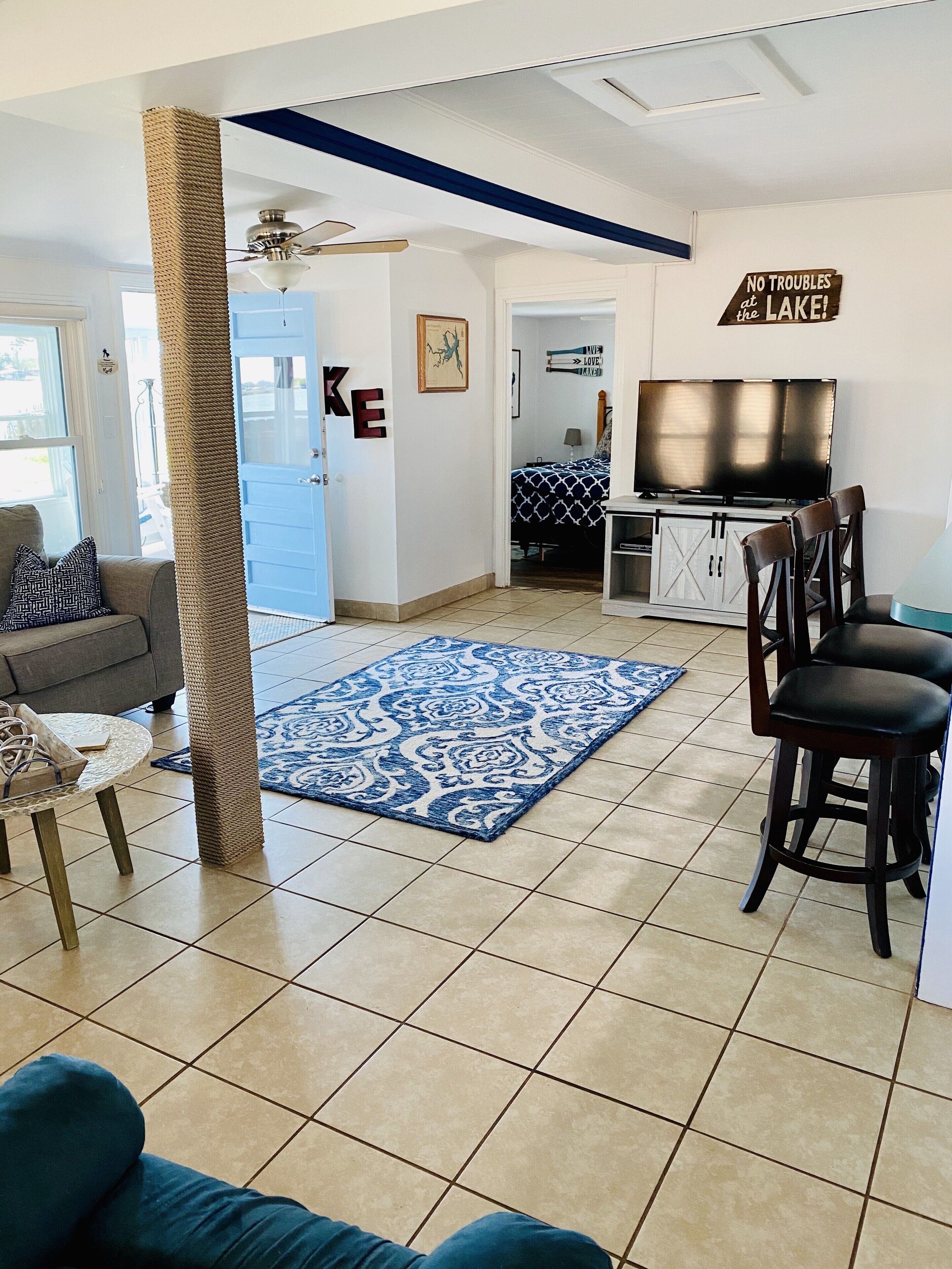 3 bedrooms, 1.25 baths right on Lake Nasworthy