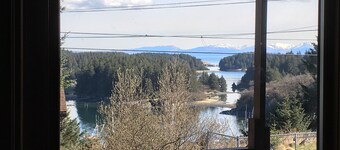 mini-island view retreat