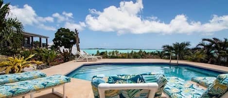 Piscine extérieure