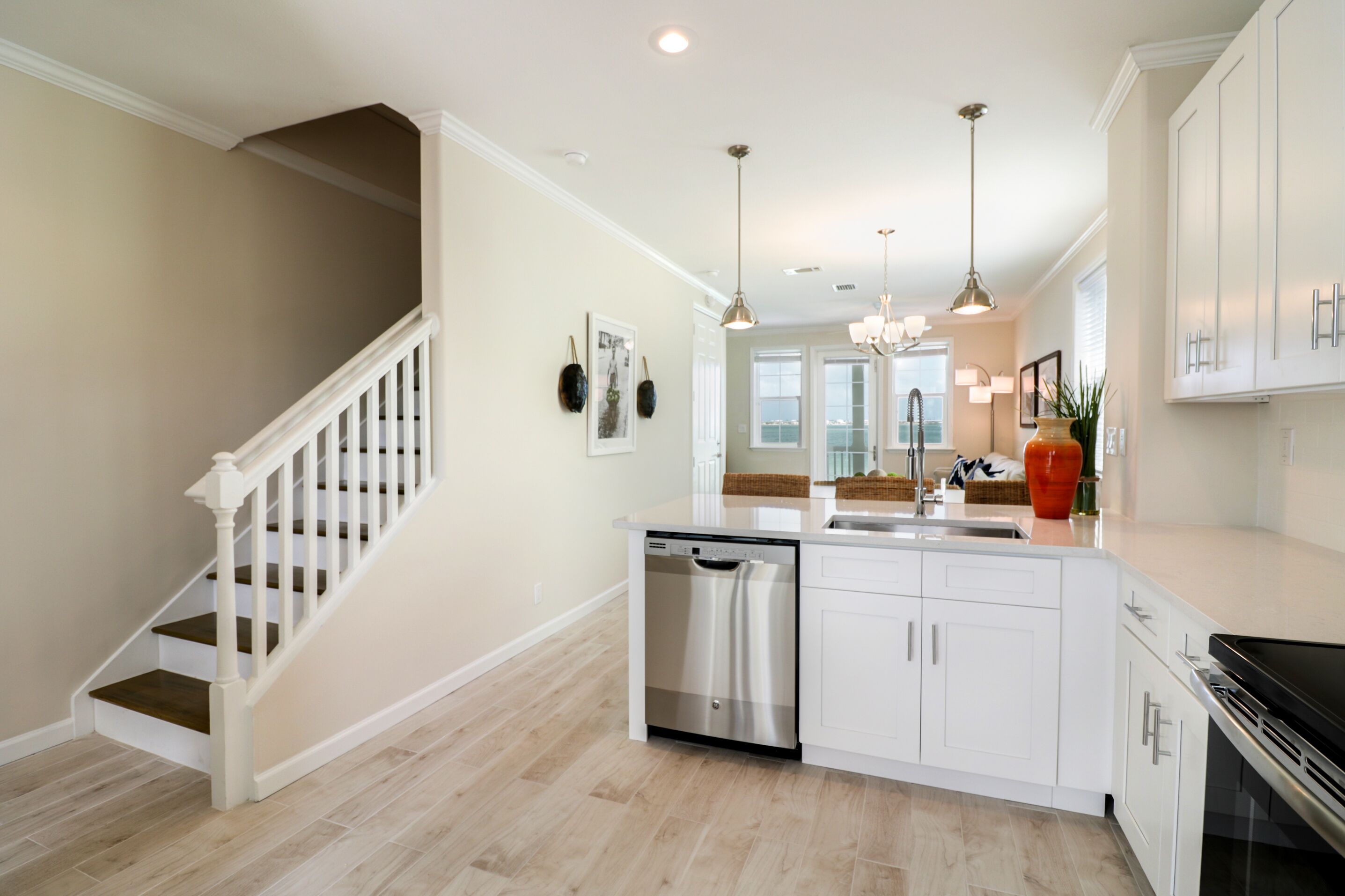 2 Bedroom 2.5 Bath Luxury Townhome in the Keys