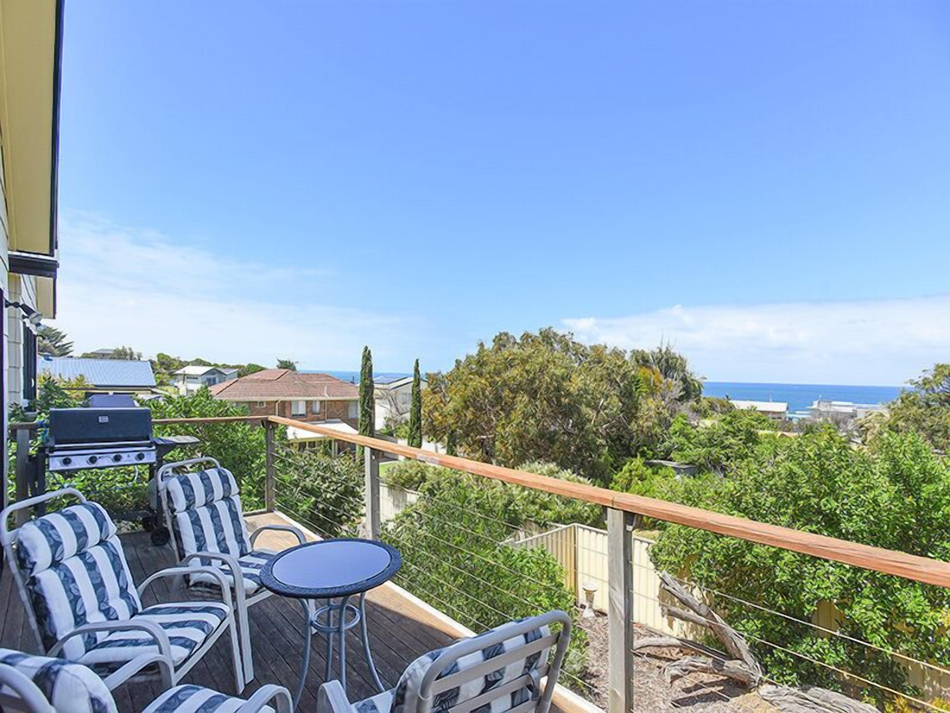 3A Rupara - Ocean Views - Family — image 2