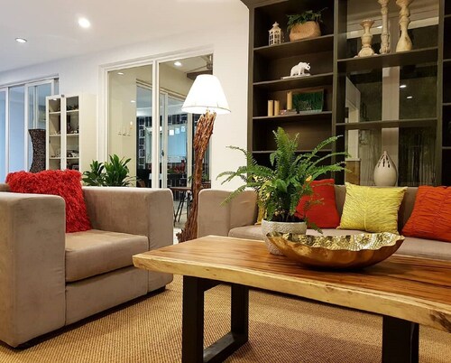 Relaxing Vacation Home Near BGC Taguig