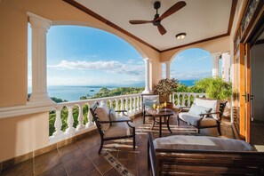 Unclassified image, 4 of 59, button - Pacifico Colonial Luxury Penthouse in Manuel Antonio Panoramic Ocean View  (Manuel Antonio)