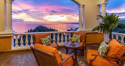 Pacifico Colonial Luxury Penthouse in Manuel Antonio Panoramic Ocean View