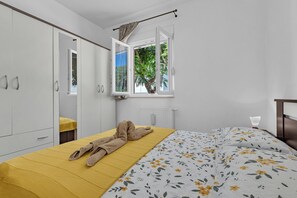 4 Schlafzimmer, Bügeleisen/Bügelbrett, kostenloses WLAN, Bettwäsche