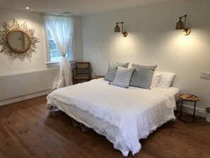 5 habitaciones, escritorio, tabla de planchar con plancha y wifi gratis 