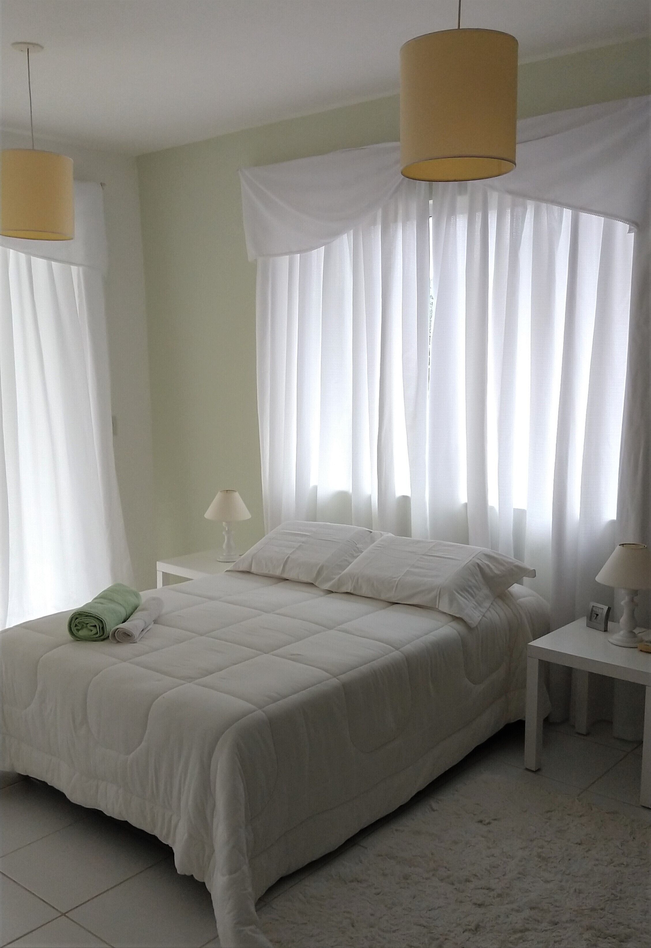 5 Suites in the best of Angra + Speedboat for Tours (Optional)