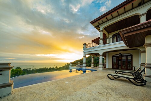 CASA BISILY Totally private property & incredible views