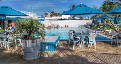 Outstanding pool and outdoor area 5 minute walk to beach!
