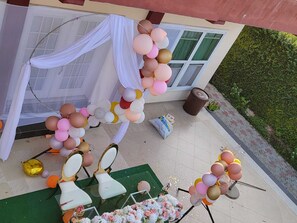 Terrace/patio - Bougainvilla- Beautiful and charming lakefront villa (Abidjan)