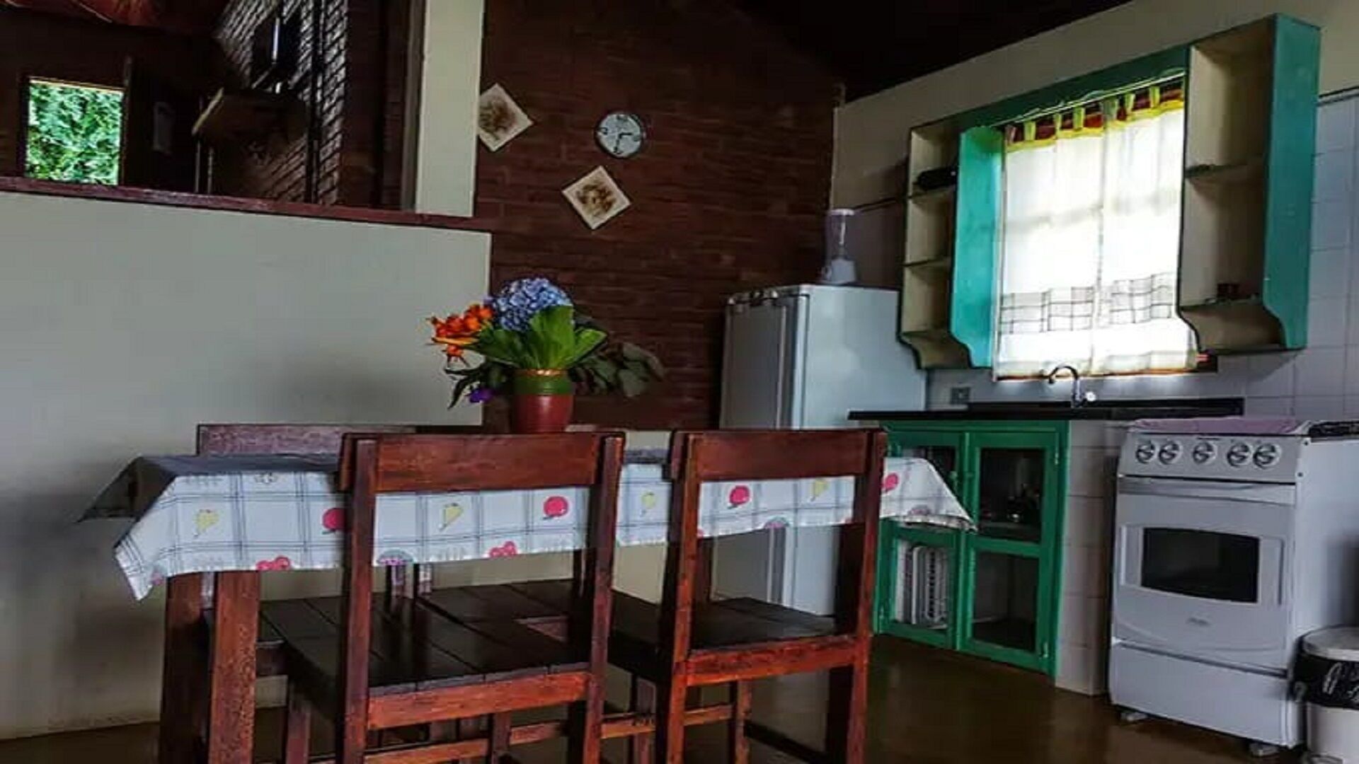 Full view of Mantiqueira (chalet 2)