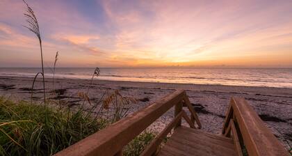 Oceanfront 2BR Condo 2nd Floor Balcony with Beautiful Beach Views, Unit 203