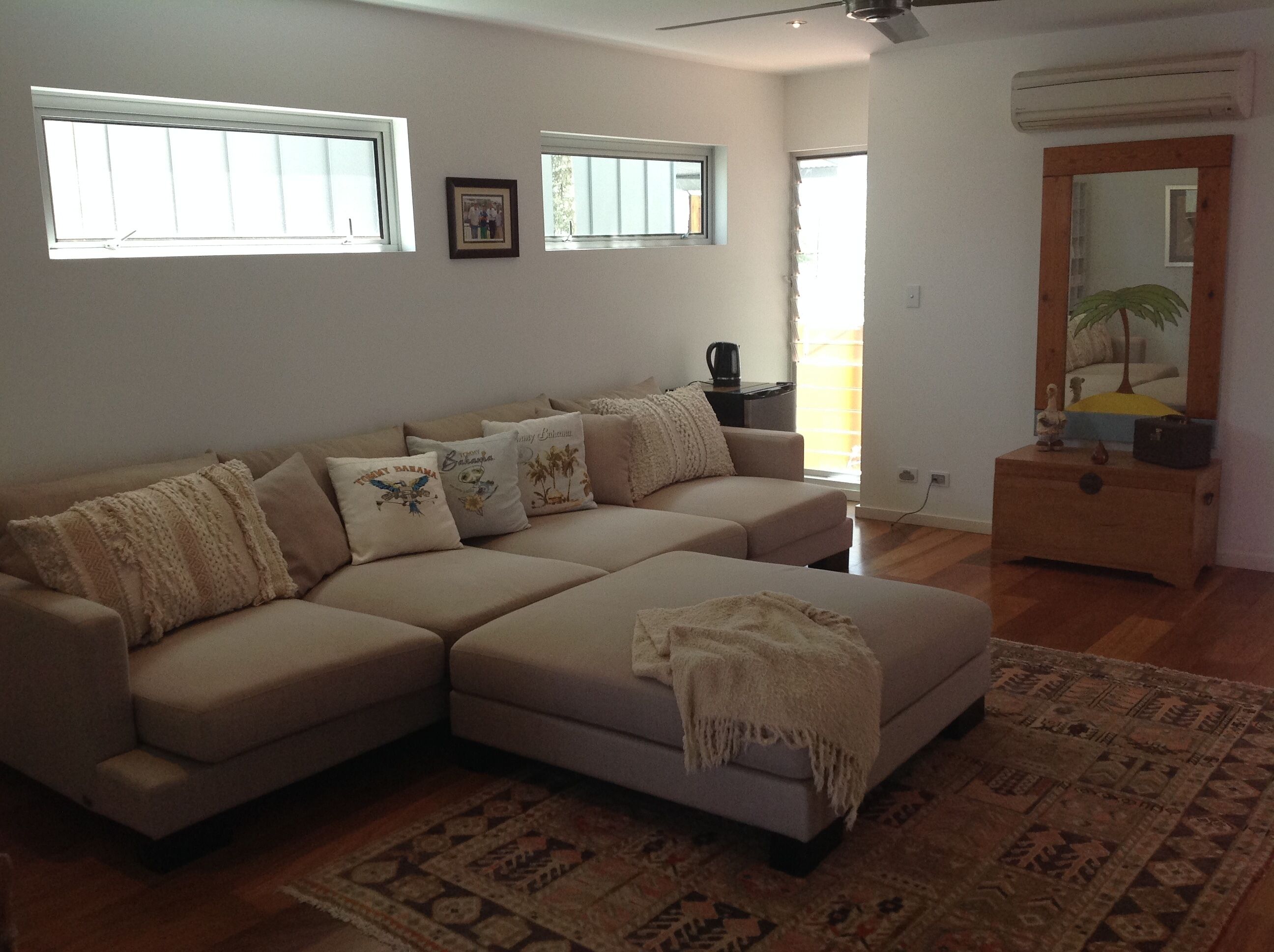 one of the finest private houses on the Esplanade Cairns great location. — image 11