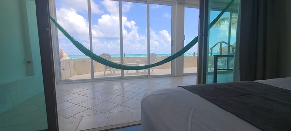 2 bedrooms, iron/ironing board, travel crib, free WiFi