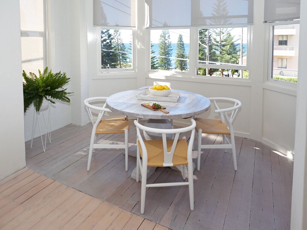 Boutique Coogee Beach Retreat with Ocean Views — image 8