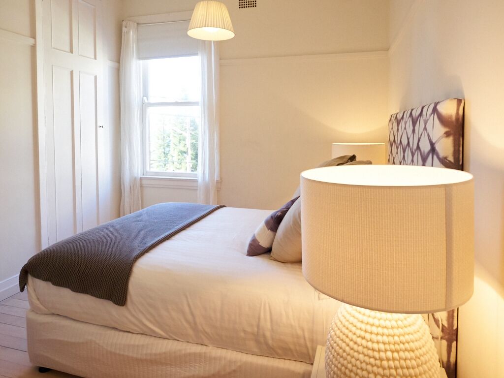 Boutique Coogee Beach Retreat with Ocean Views — image 15