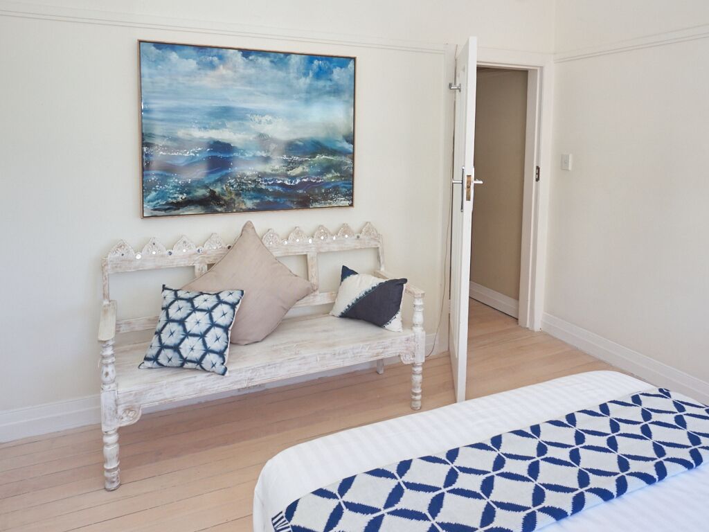 Boutique Coogee Beach Retreat with Ocean Views — image 12