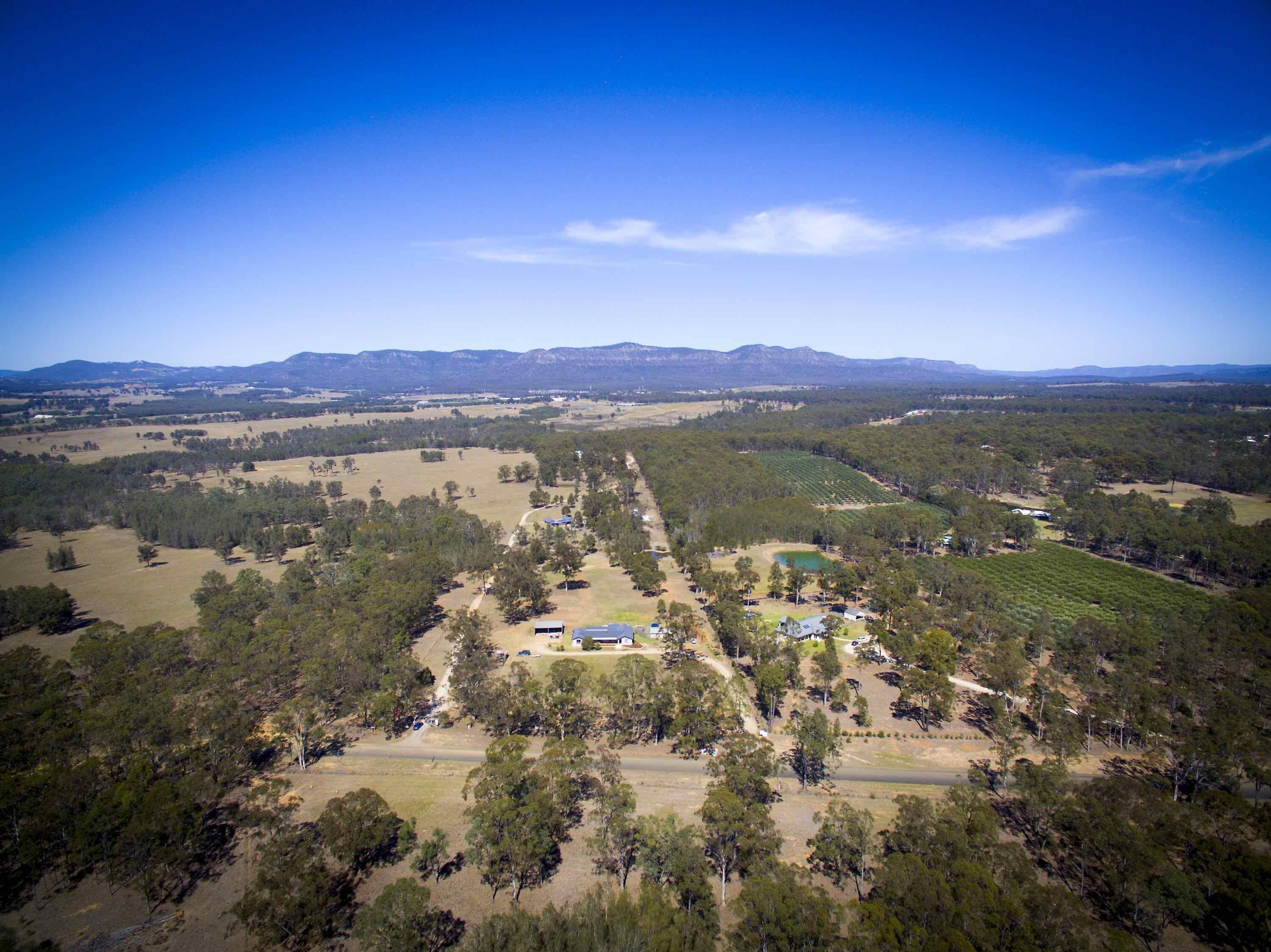 Amani - Great 6 bedroom home with pool and awesome entertainment deck — image 8