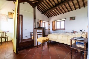 6 chambres, fer et planche Ă repasser, Wi-Fi gratuit, draps fournis