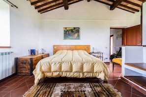 6 bedrooms, iron/ironing board, free WiFi, bed sheets - Il Casale con tre viste, a 360° panoramic view overlooking rural landscape (Acquapendente)