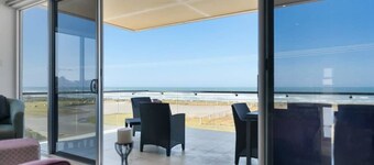 52 Esplanade - Luxury - Seafront - Wi-Fi