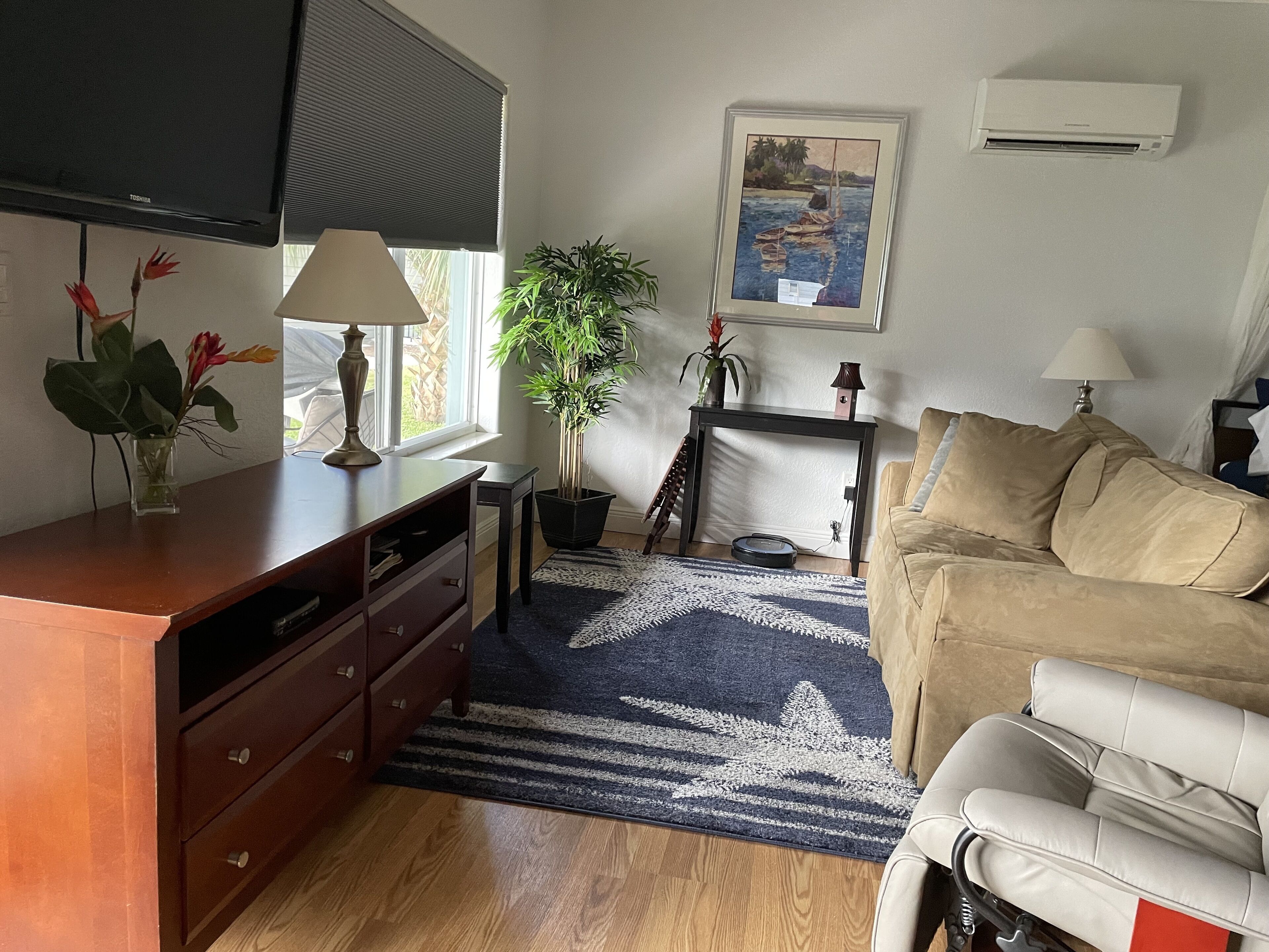 Cottage, River view, dock- age