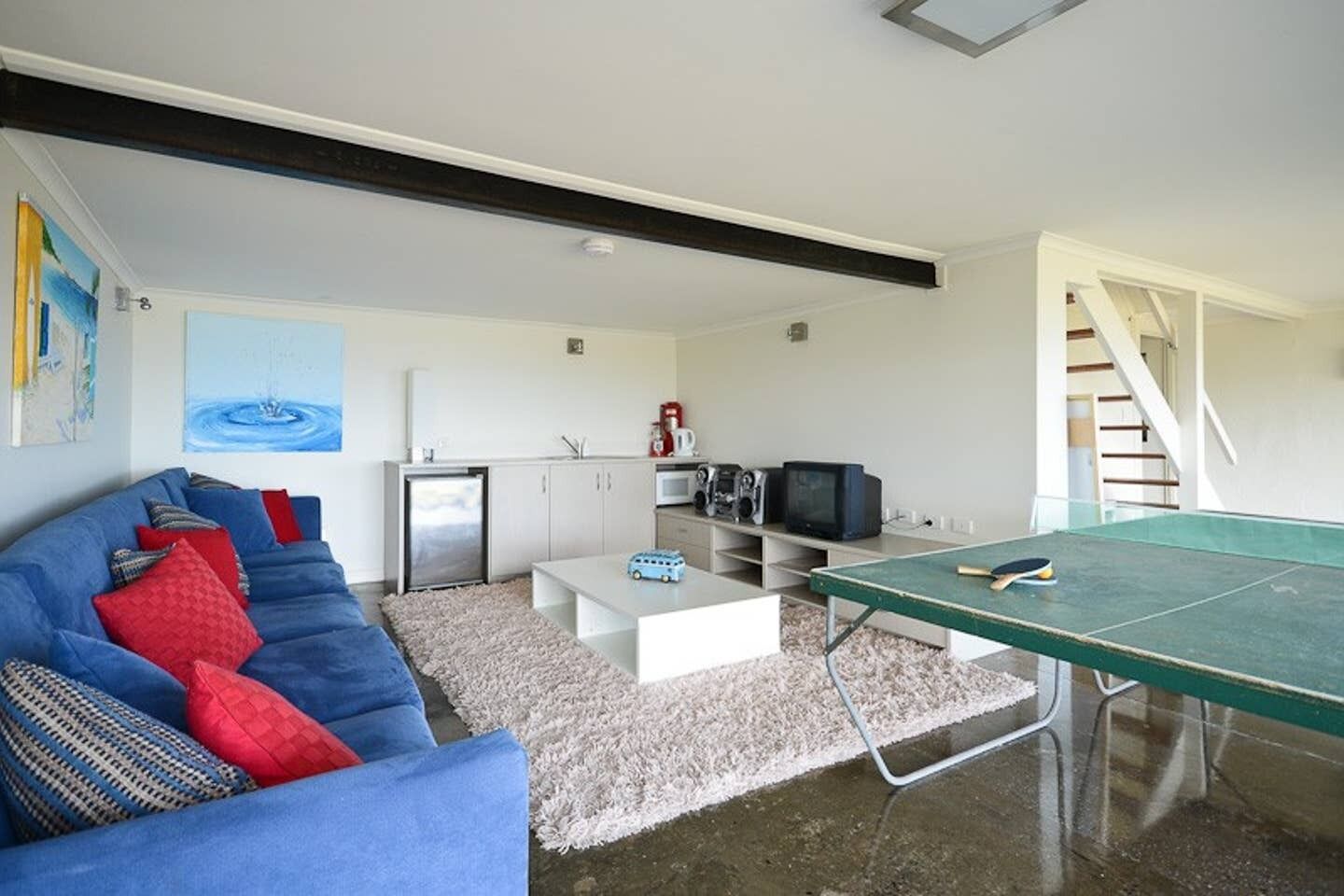 23 Hayward - Wi-Fi - Ocean Front — image 3