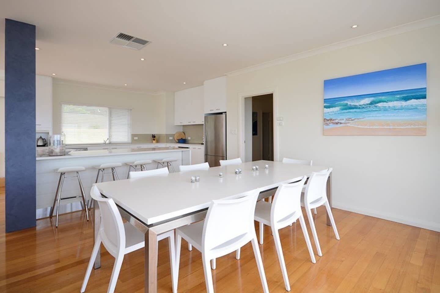 23 Hayward - Wi-Fi - Ocean Front — image 7