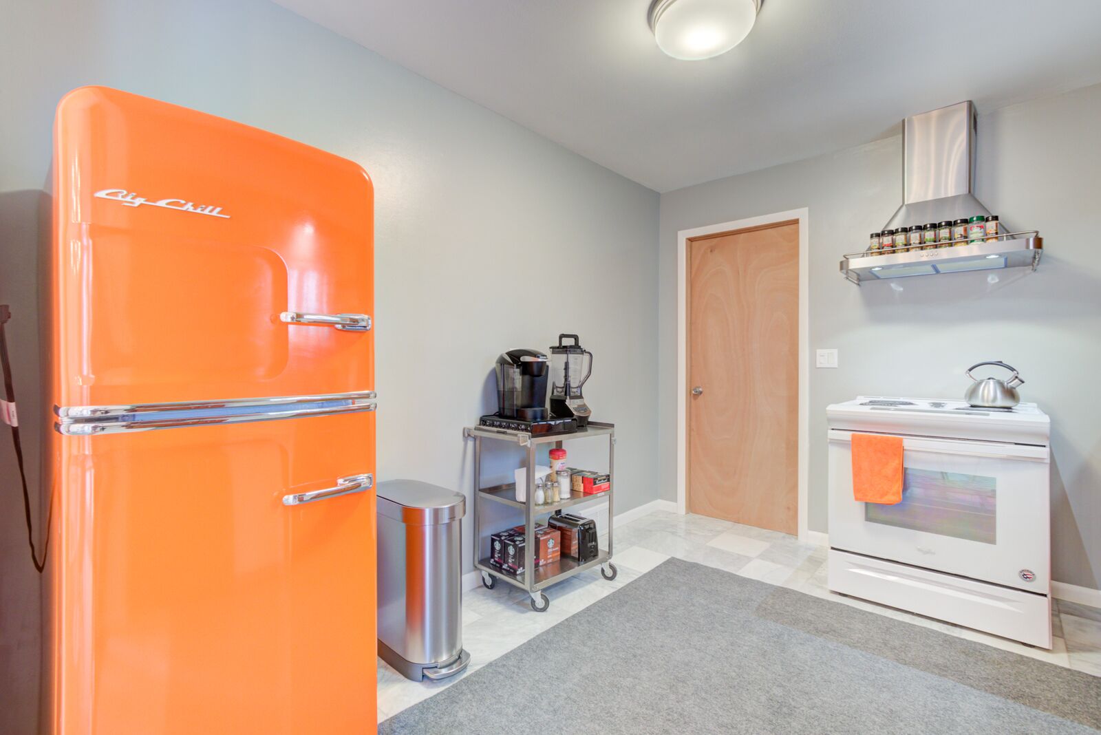 Mid Mod Inspired - WSU, WPAF Base, Soin Med Center