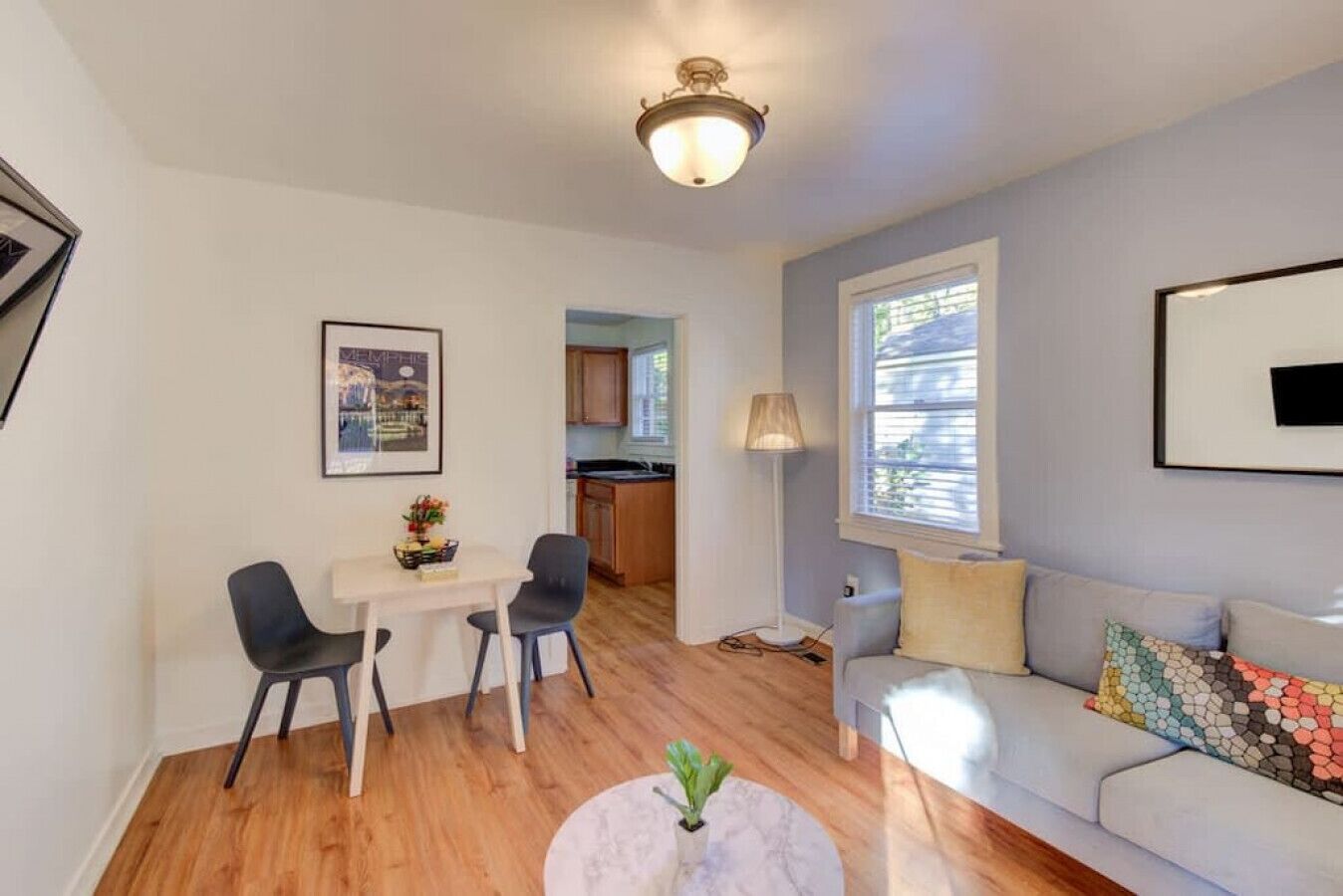 Een televisie, Netflix en streamingdiensten